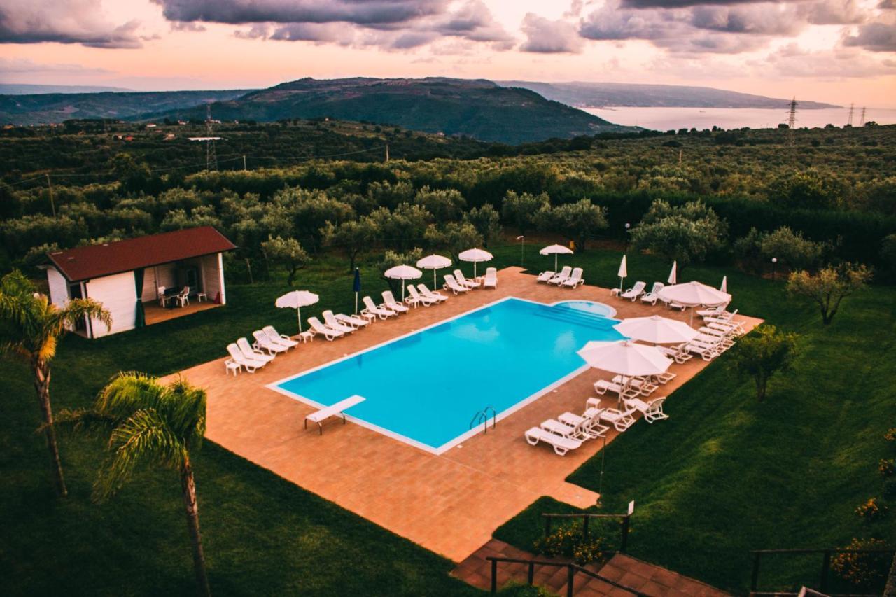 Agriturismo Mielita Francavilla Angitola ภายนอก รูปภาพ